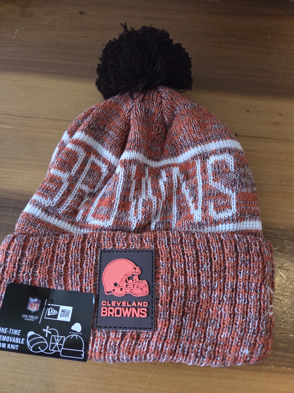 Cleveland Browns NFL New Era Orange and White Knit Beanie.